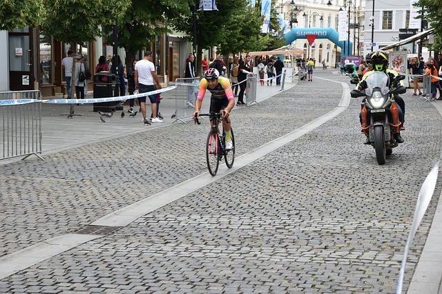 在竞争日益 在竞争日益